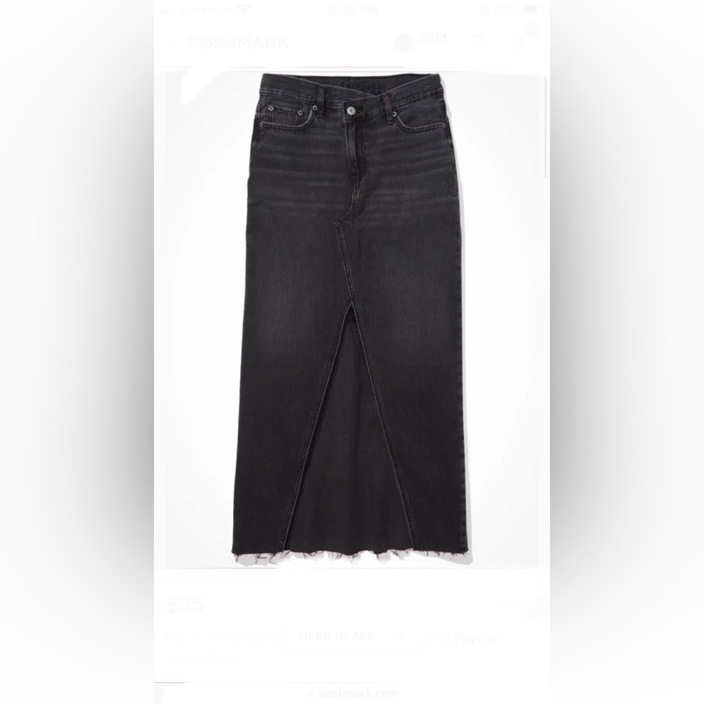 American Eagle black frayed hem denim skirt with Front Slit Size 6 BRAND NEW